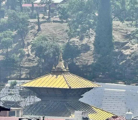 Thenest Heritage Near Pashupati- Luxury In Nepal Frühstückspension *
